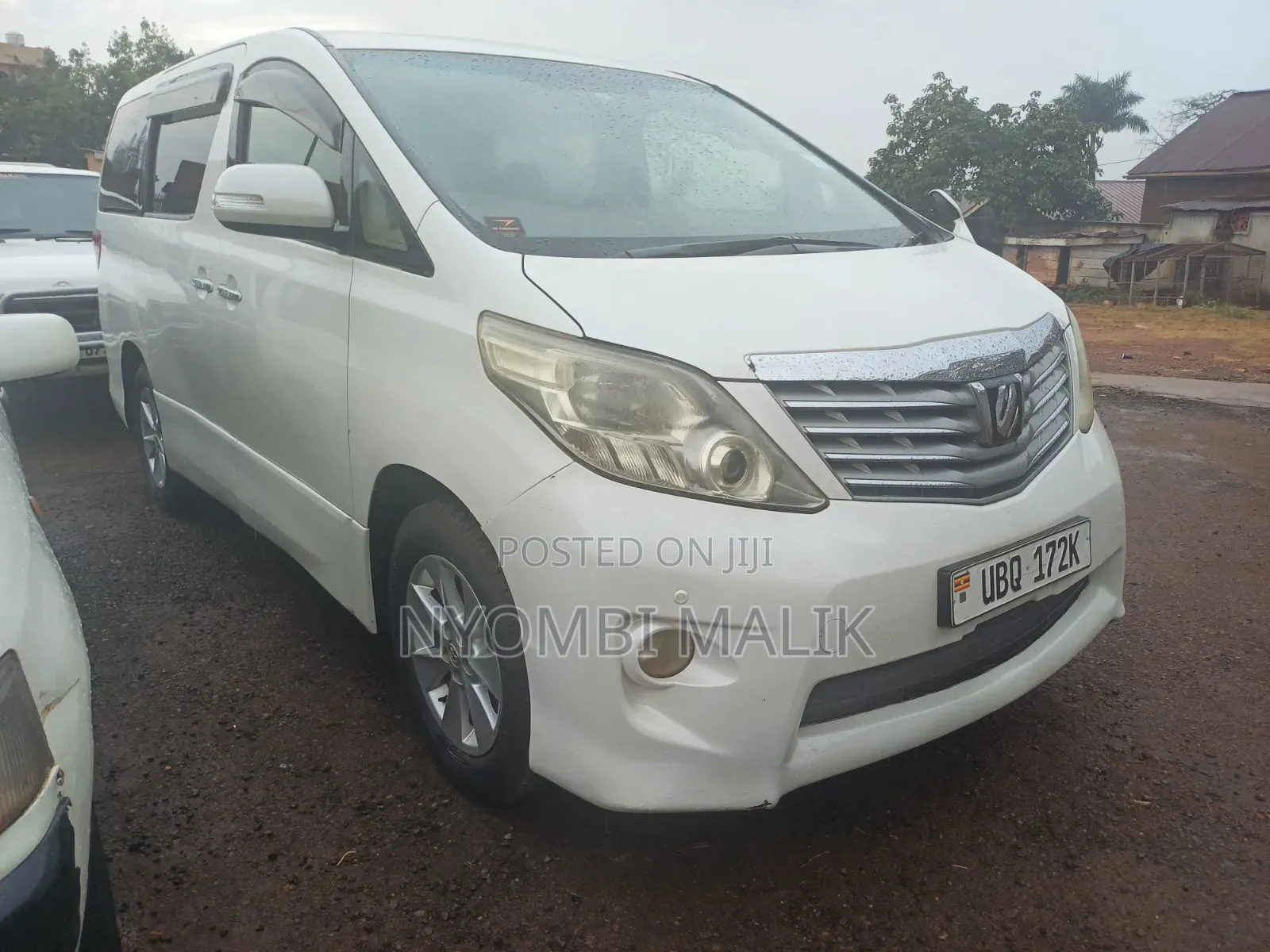Toyota Alphard 2010 Pearl