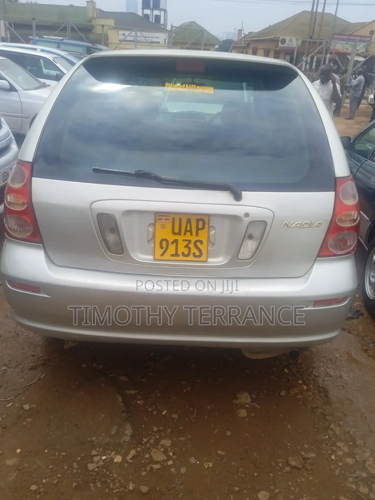 Toyota Nadia 2001 Silver