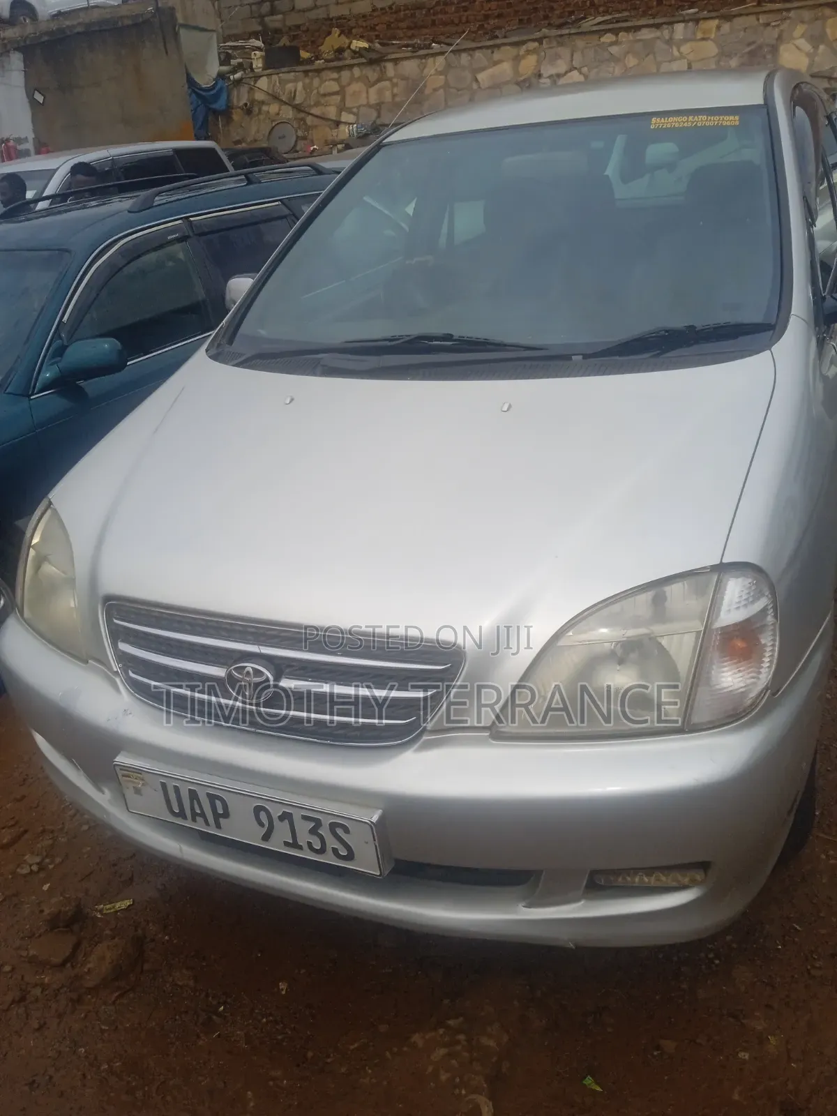 Toyota Nadia 2001 Silver