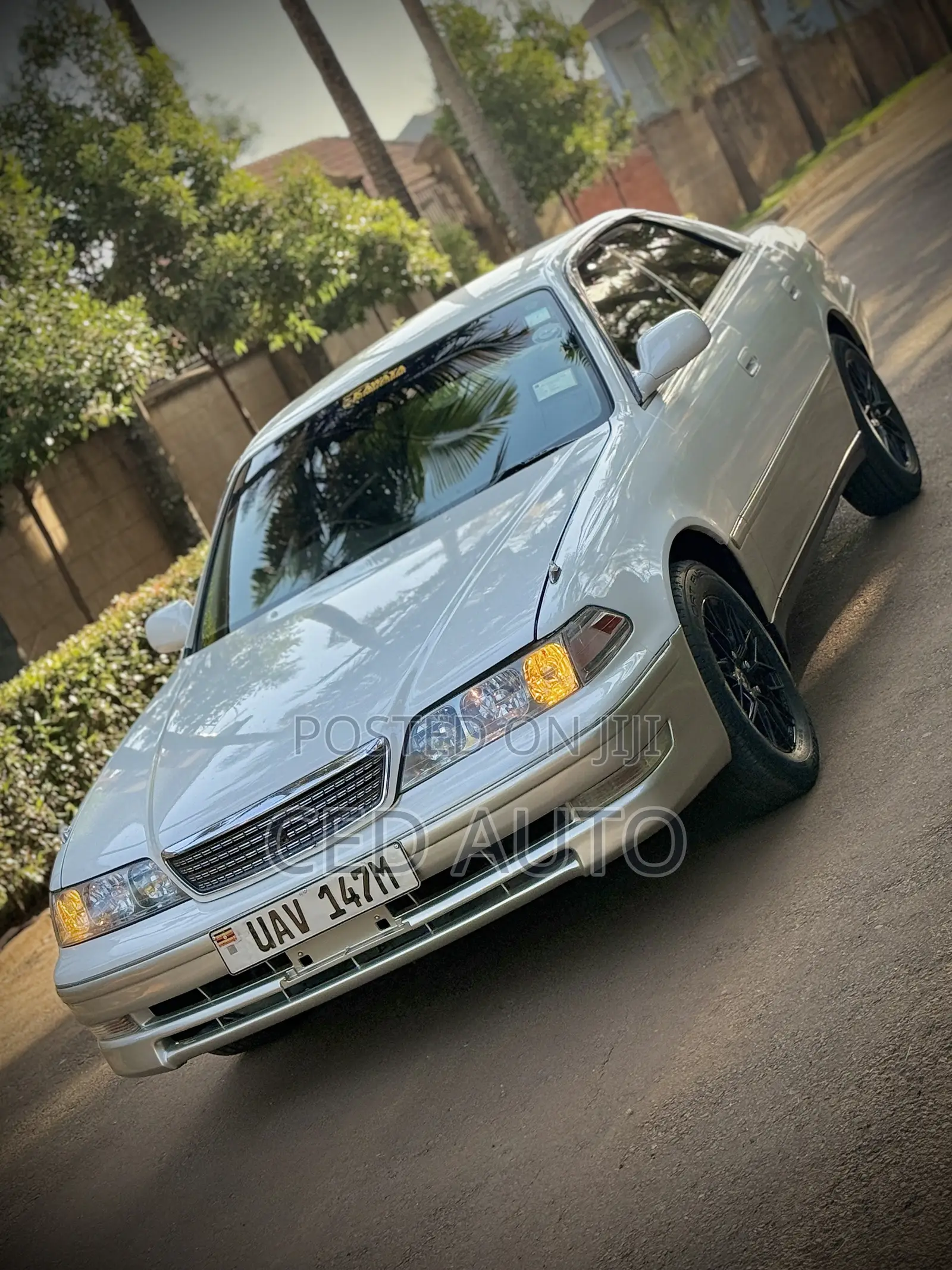 Toyota Mark II 1999 White
