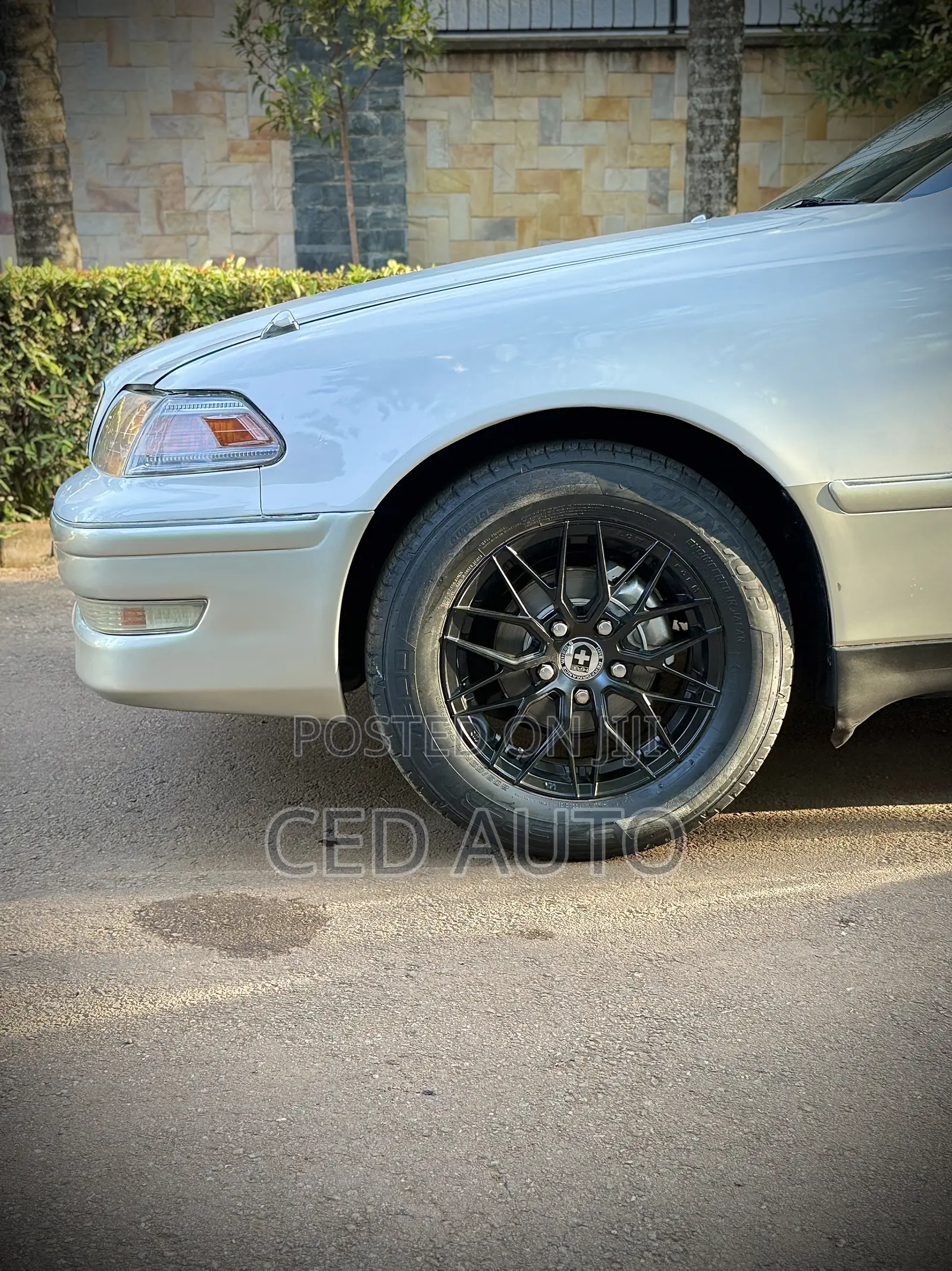 Toyota Mark II 1999 White