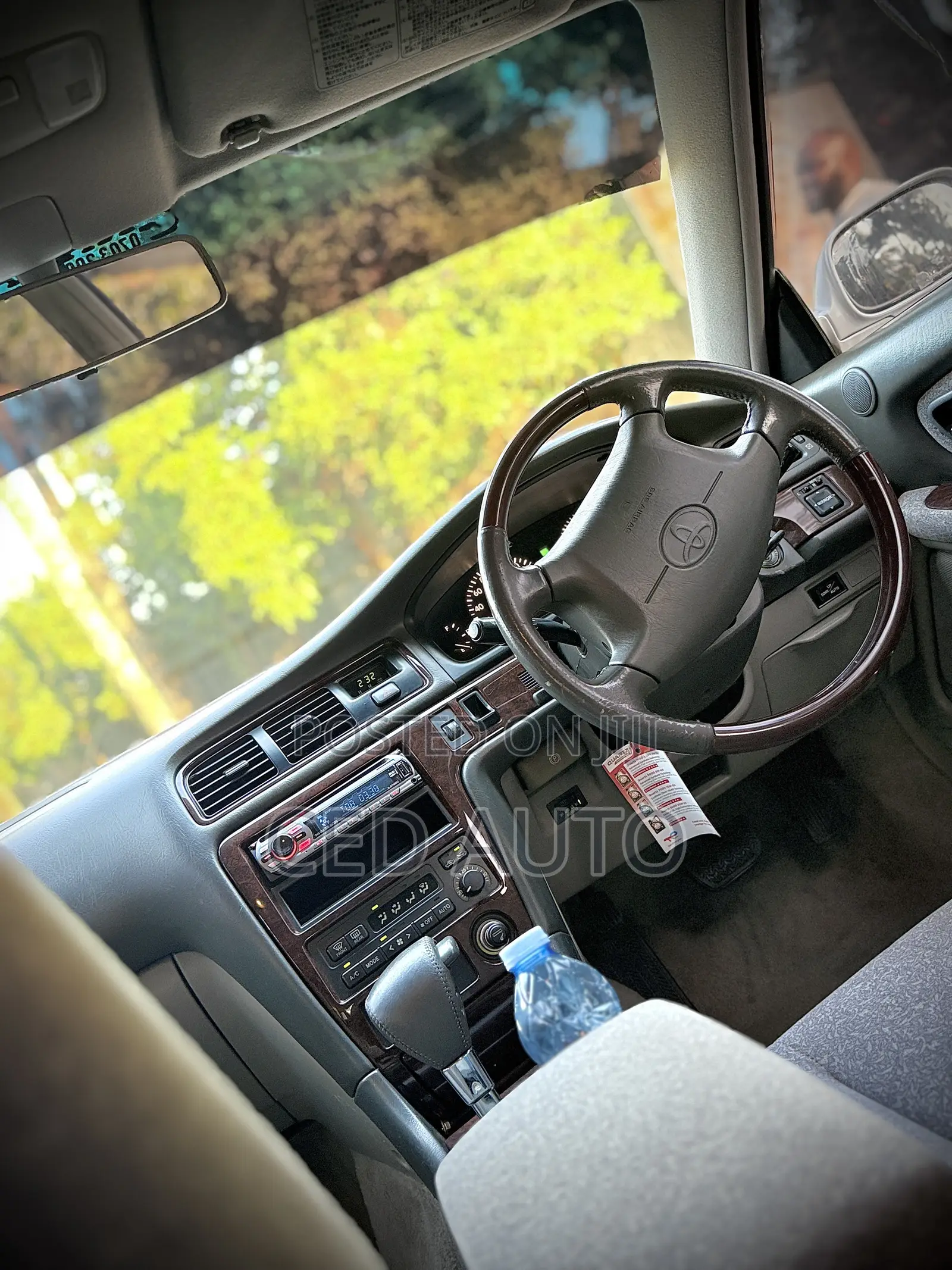 Toyota Mark II 1999 White