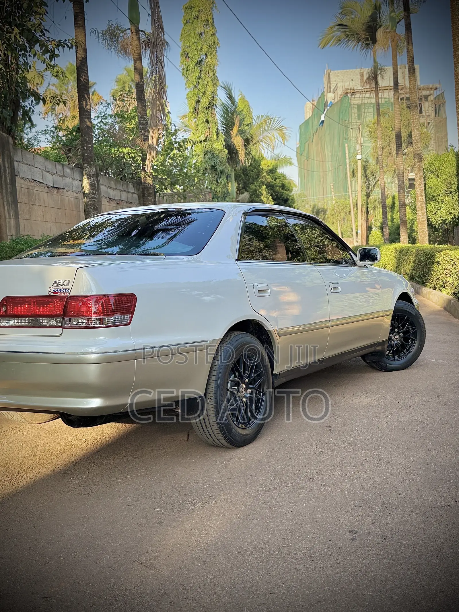 Toyota Mark II 1999 White