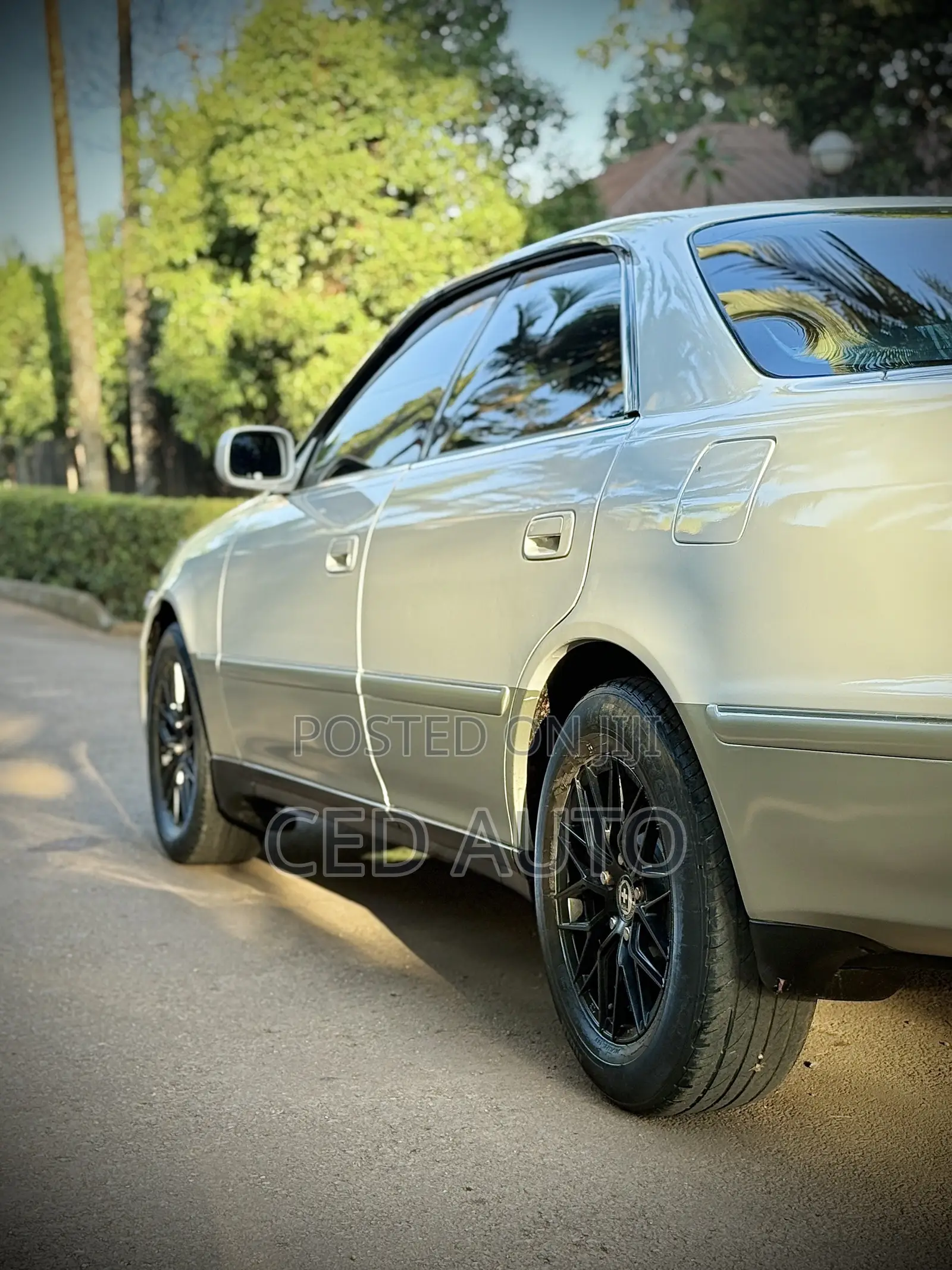 Toyota Mark II 1999 White