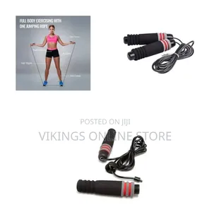 An Adjustable Fitness Jump Rope Black Foam-Covered Anti-Slip Handles