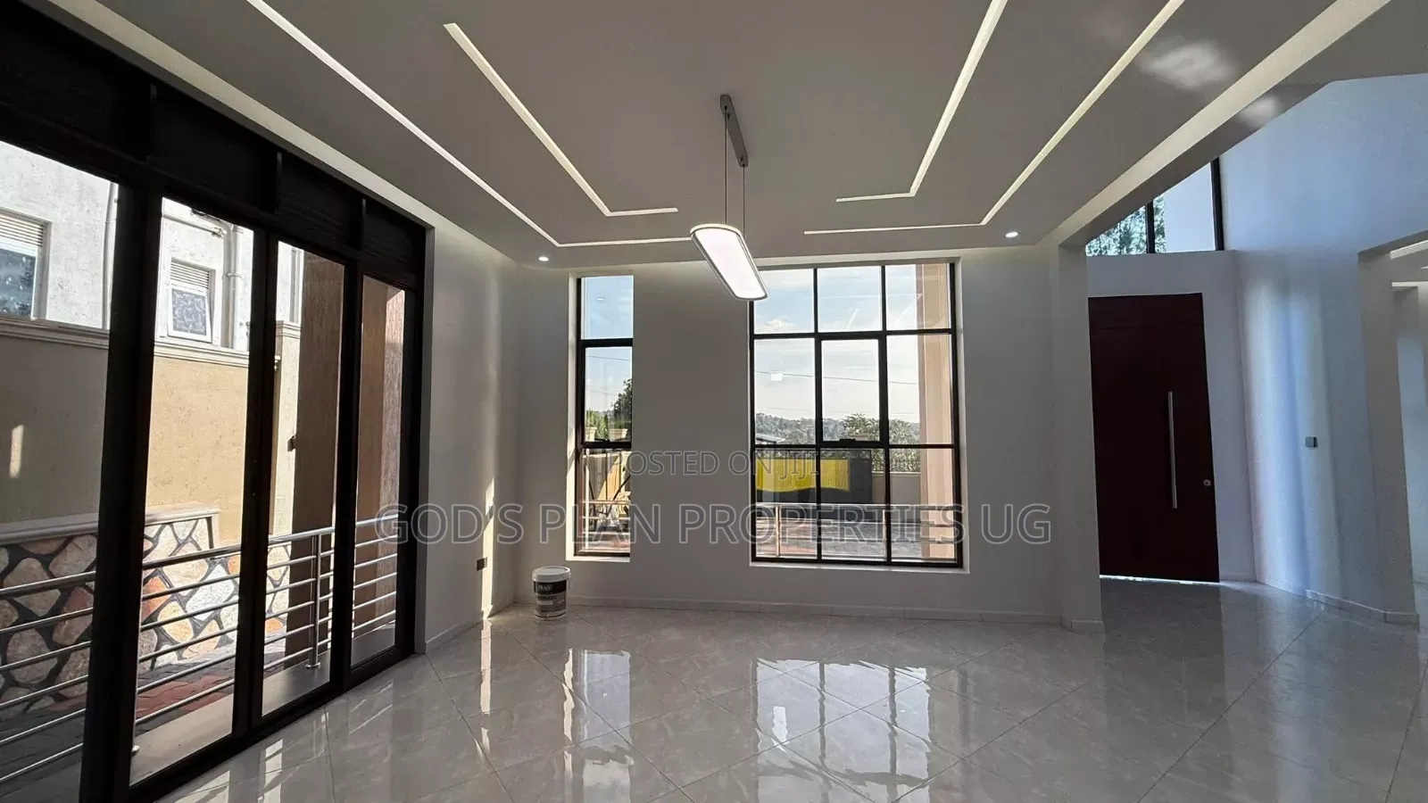 5bdrm Duplex in Nakawa Estate, Central Division for rent
