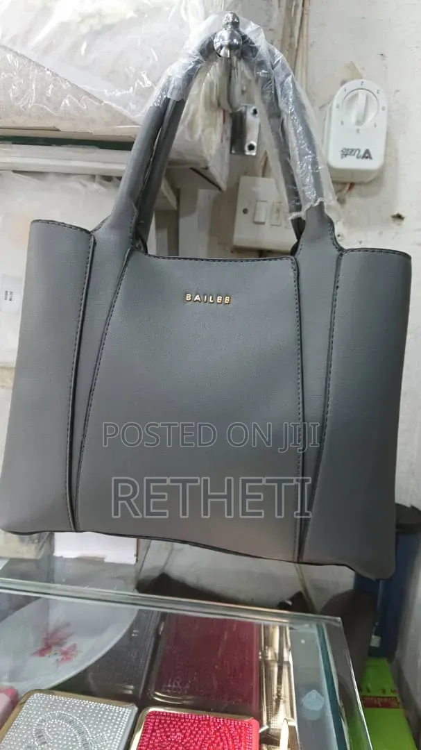 Bailee Medium-Sized Structured Handbag and Wallet Set