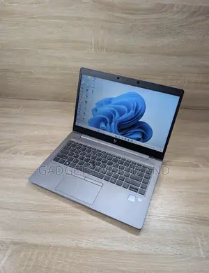 New Laptop HP ZBook 14u G5 16GB Intel Core i5 SSD 256GB