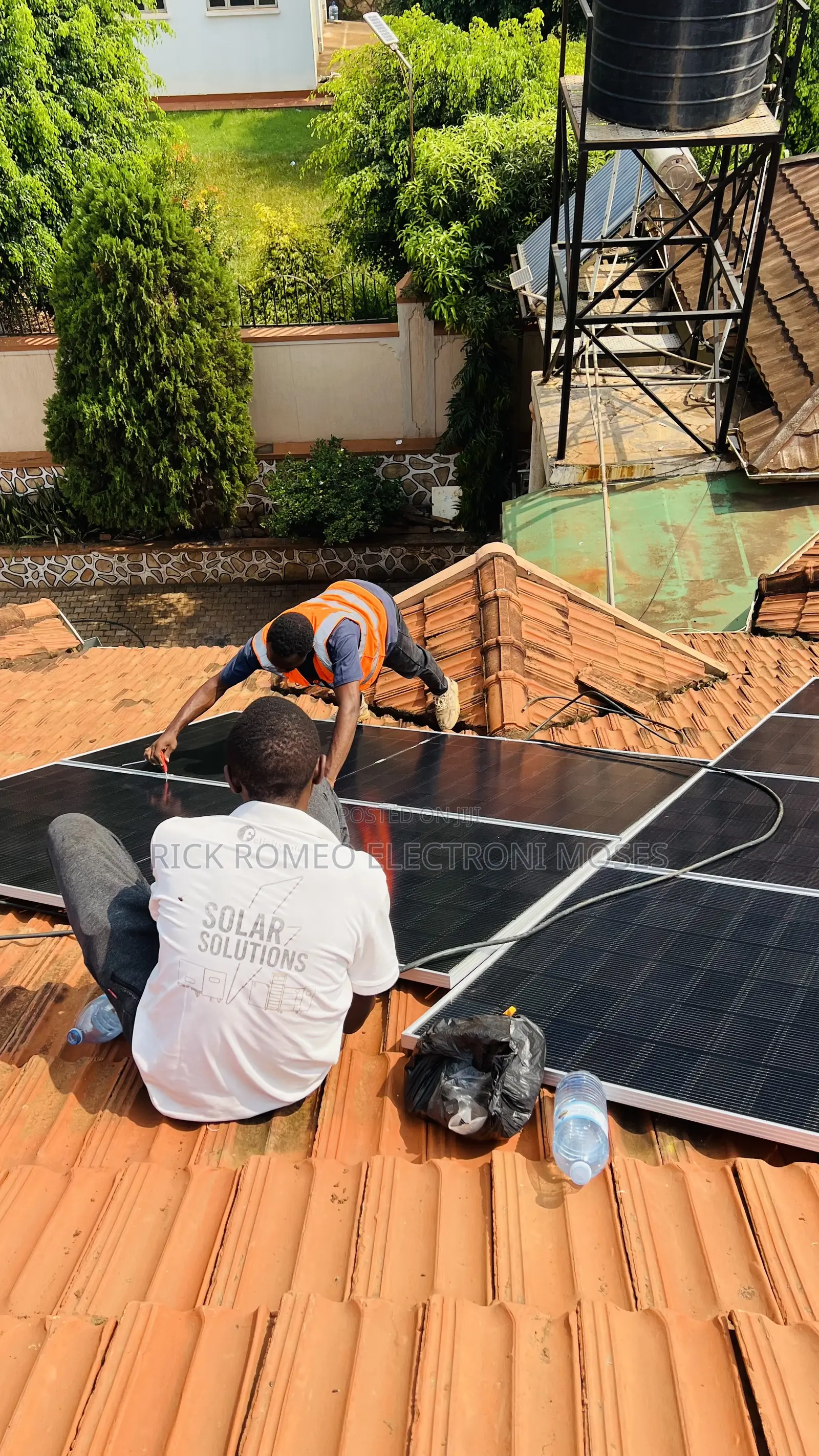 15kwh  Battery +8kva Hybrid Inverter +620w Solar Panels Full System