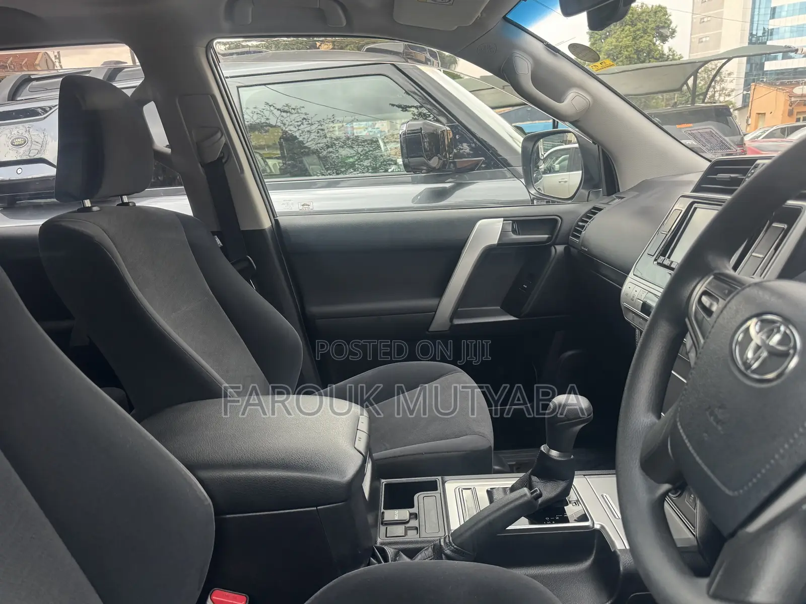Toyota Land Cruiser Prado 2017 White