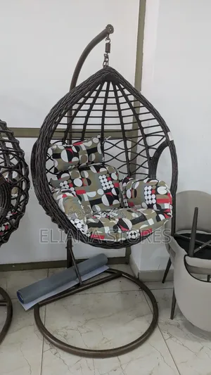 Hanging Wicker Egg Swing Chair