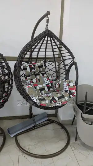 Hanging Wicker Egg Swing Chair