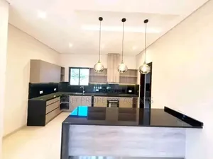 5bdrm Duplex in Munyonyo, Central Division for sale