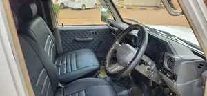 Toyota Land Cruiser 2009 White