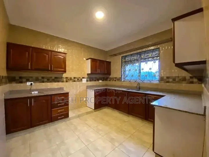 4bdrm Duplex in Ntinda, Central Division for rent