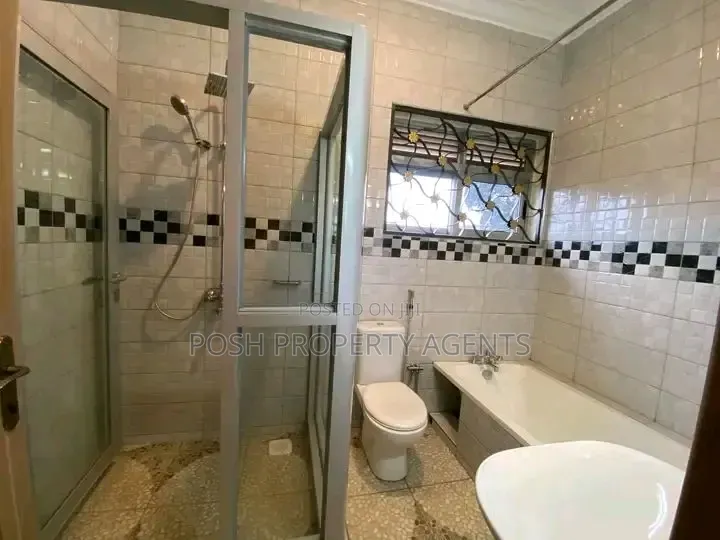 4bdrm Duplex in Ntinda, Central Division for rent