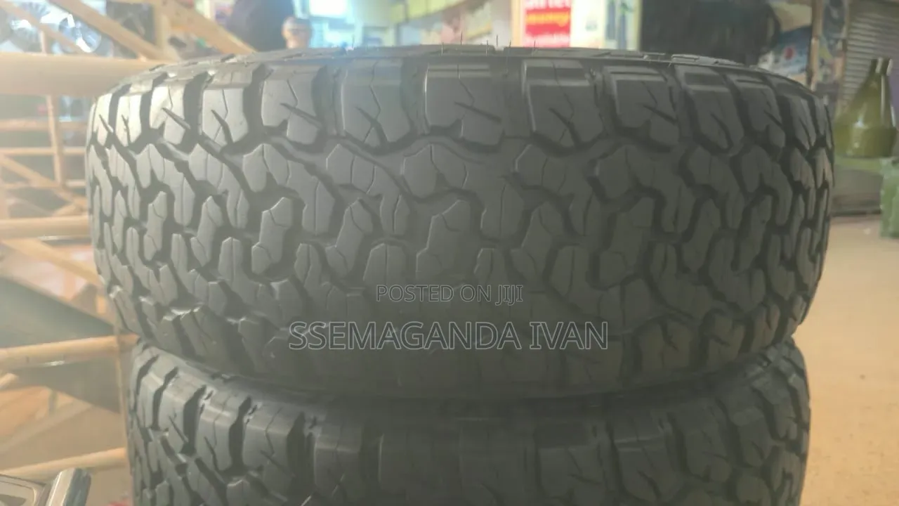 225/65r17 a Few Weeks Used Kapsen All Terrain Tyres