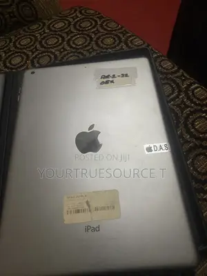 Apple iPad Air (2020) 32 GB Gray