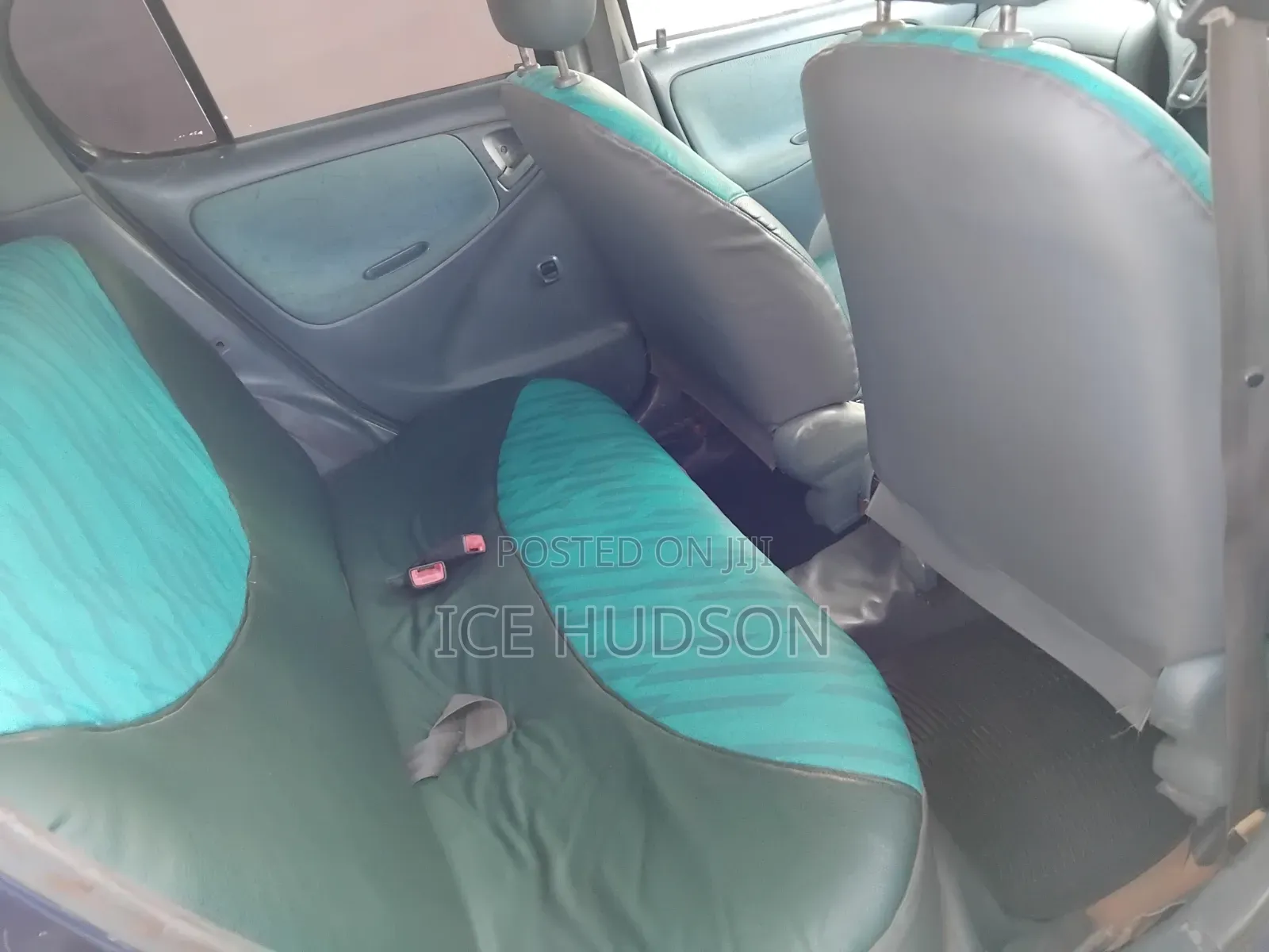 Toyota Vitz 2003 Blue