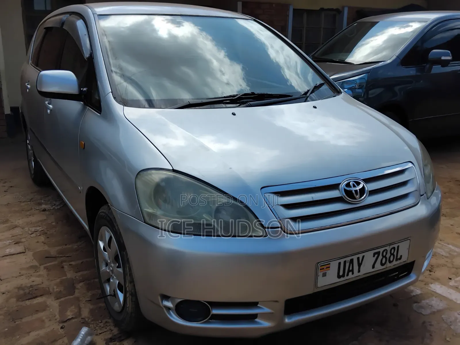 Toyota Ipsum 240i Limited 4WD 2002 Silver