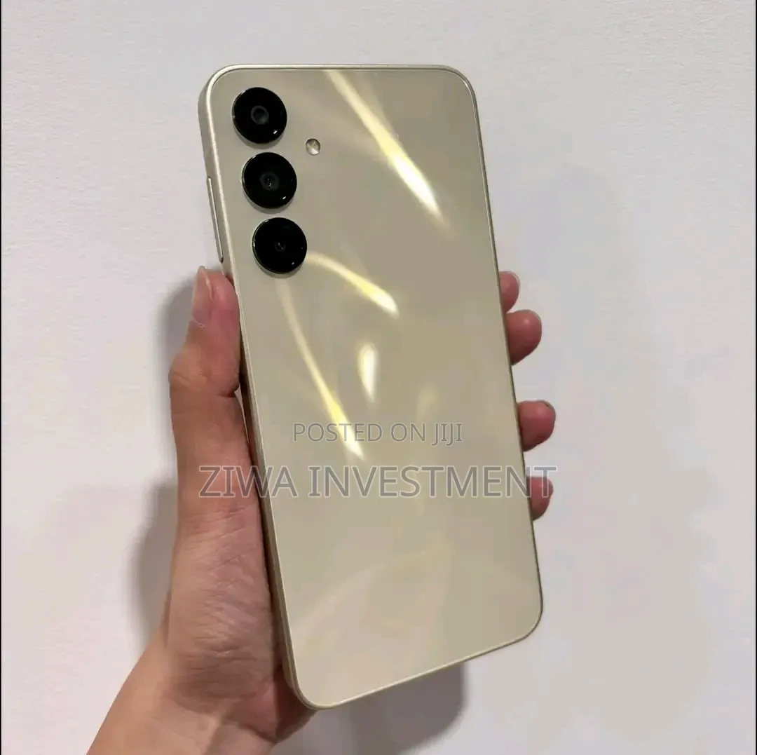 New Samsung Galaxy A16 5G 256 GB Gold