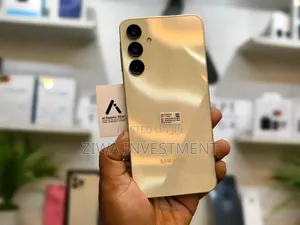 New Samsung Galaxy A16 5G 256 GB Gold