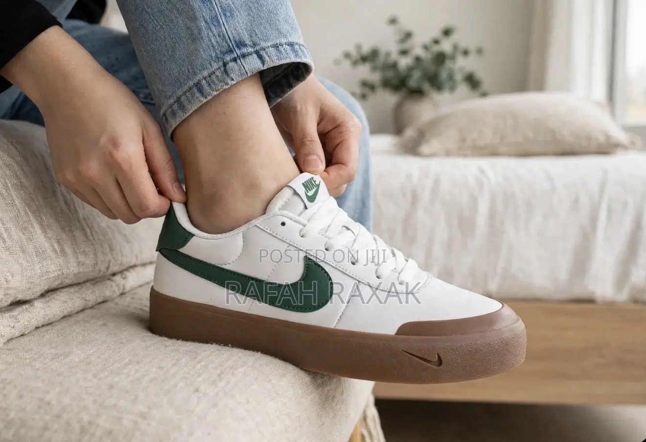 Original White/Green Nike Court Shot Sneakers