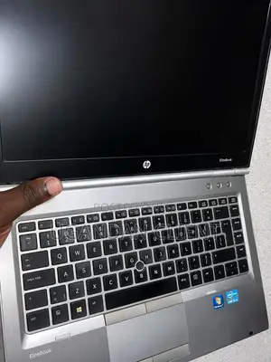 Laptop HP EliteBook 840 4GB Intel Core i5 HDD+SSD 256GB