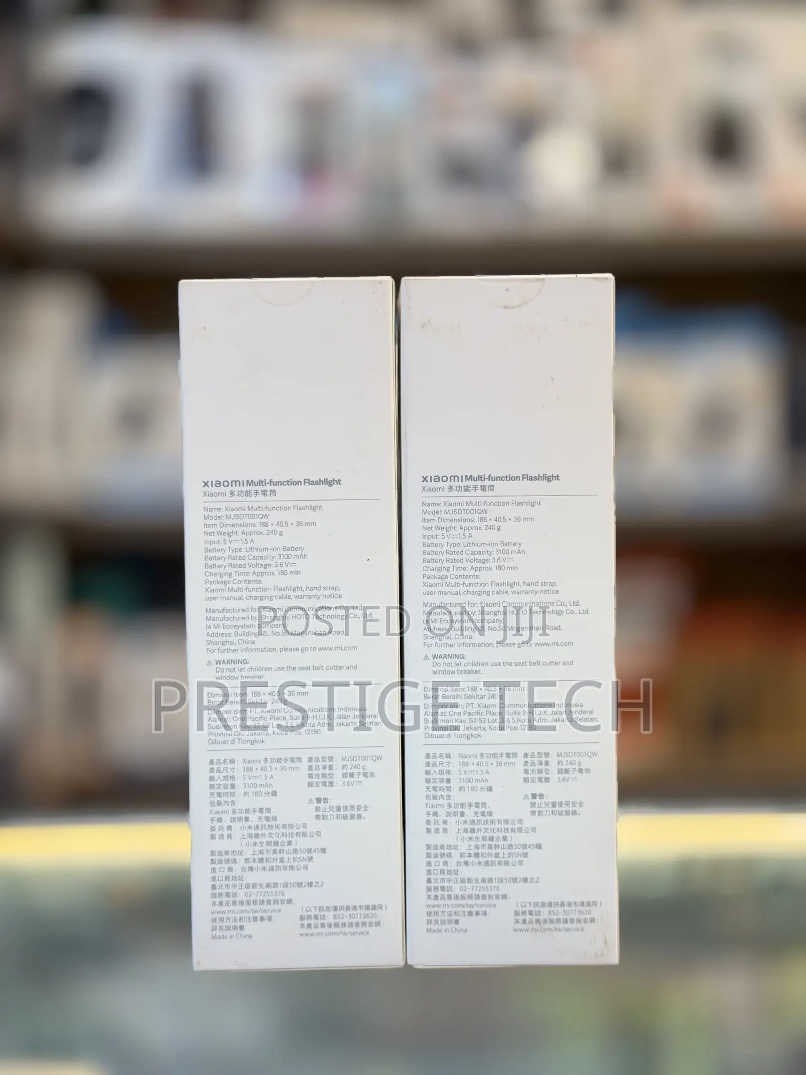 Xiaomi Mi Multi Function Flashlight Zoomable Torch and Window Breaker
