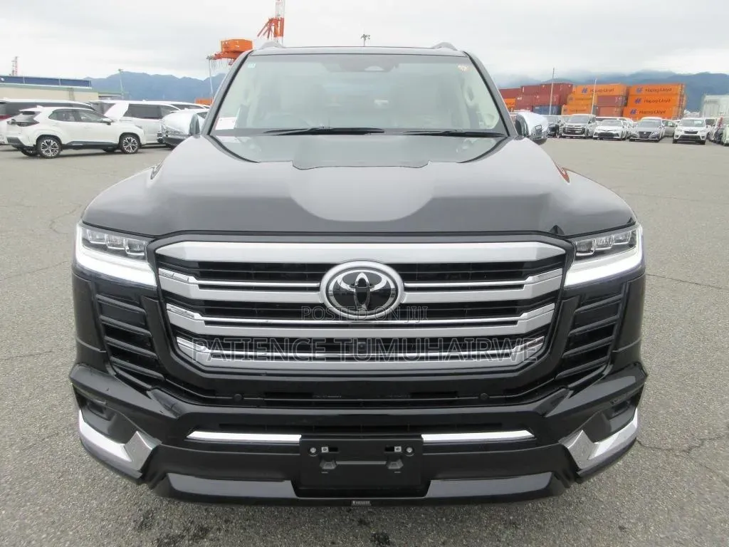 Toyota Land Cruiser 2025 Black