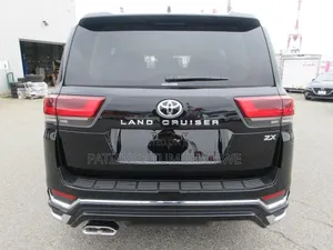 Toyota Land Cruiser 2025 Black