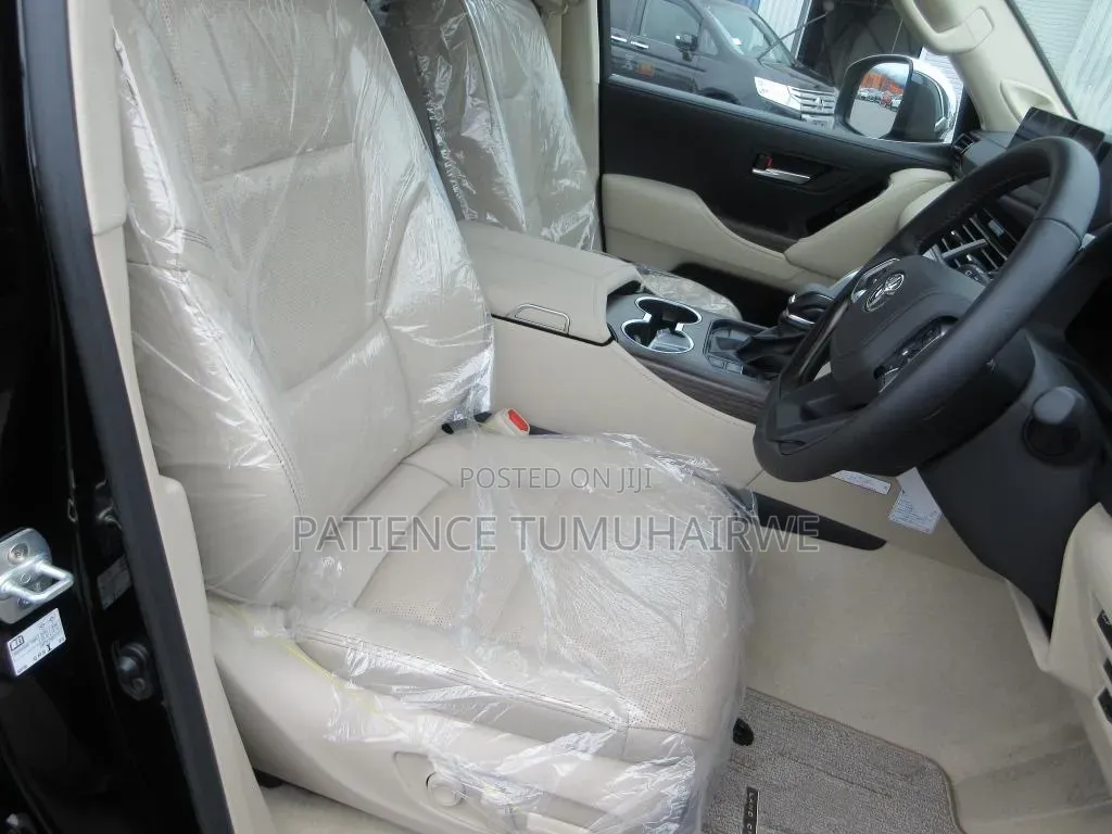 Toyota Land Cruiser 2025 Black
