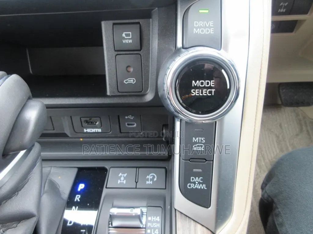Toyota Land Cruiser 2025 Black