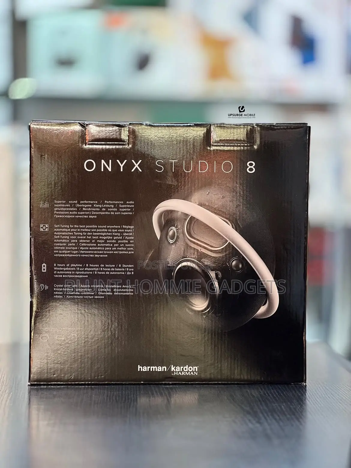 Onyx Studio 8