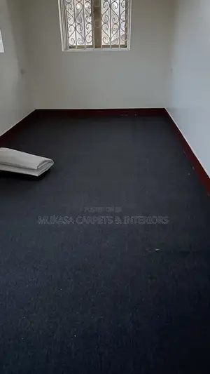 Woolen Carpet for Living Room – Elegant Home Flooring