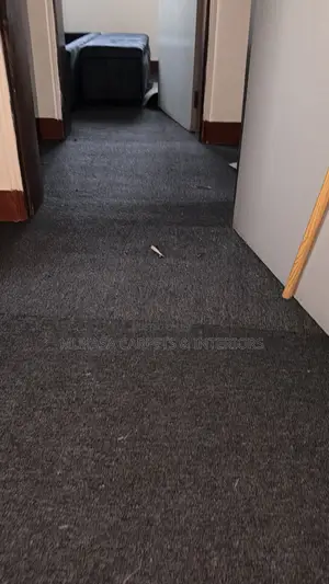 Woolen Floor Carpet Uganda – Modern & Comfortable Designs