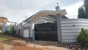 5bdrm Bungalow in Kabubu Estates, Kira for sale