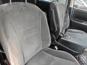 Toyota Noah 2011 Silver