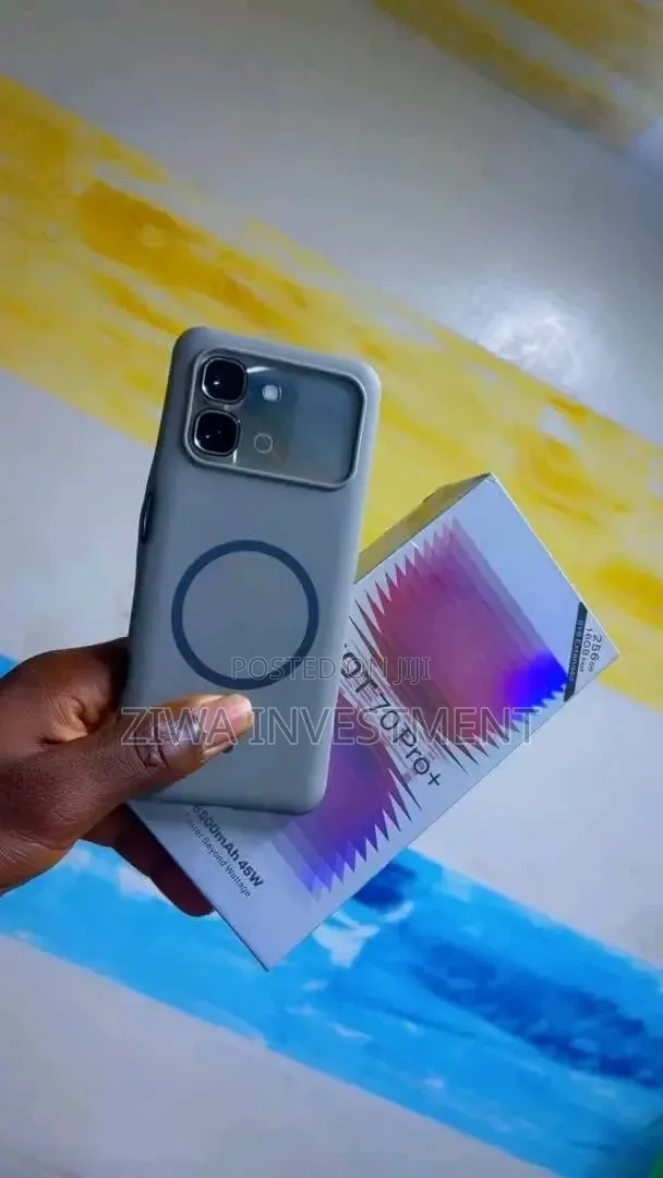 New Infinix Hot 70 Pro 5G+ 256 GB Black