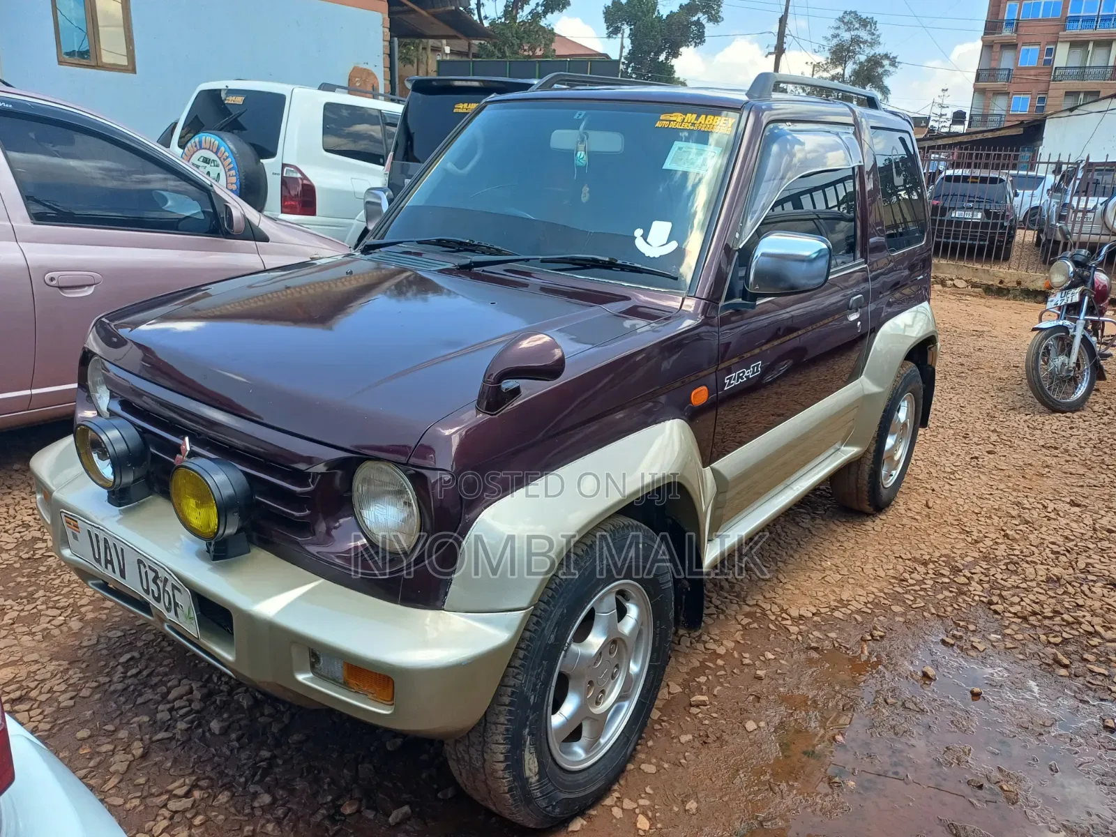 Mitsubishi Pajero Mini VR-I 1997 Red