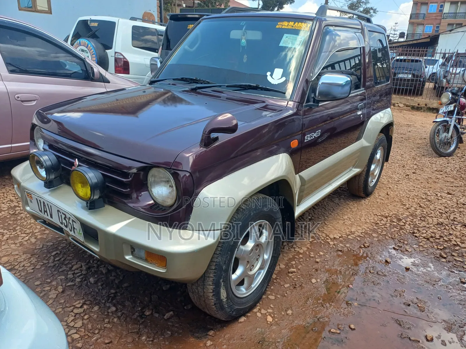 Mitsubishi Pajero Mini VR-I 1997 Red