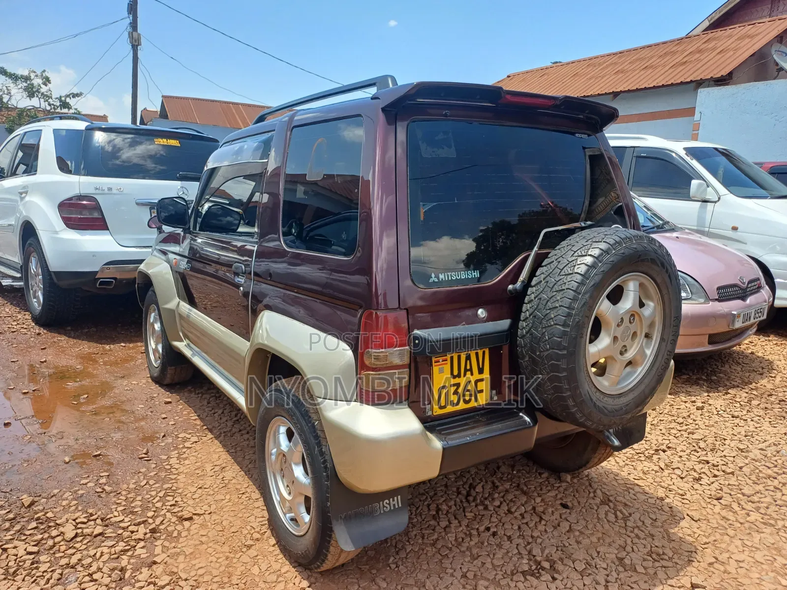 Mitsubishi Pajero Mini VR-I 1997 Red