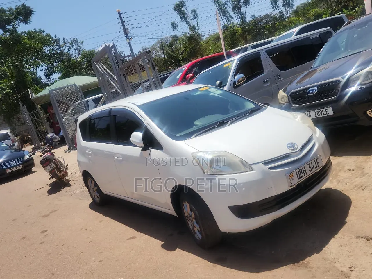 Toyota Passo Sette 2009 White