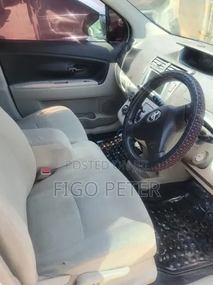 Toyota Passo Sette 2009 White