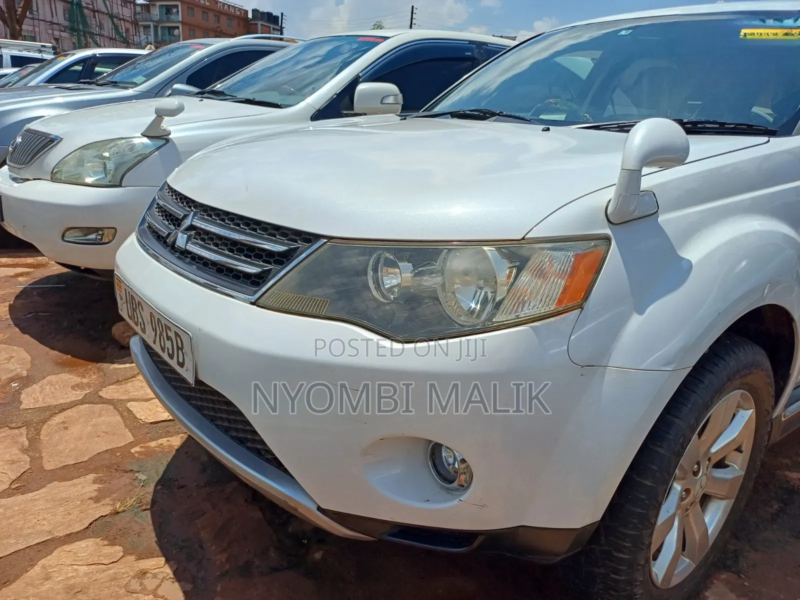 Mitsubishi Outlander SE 2010 White