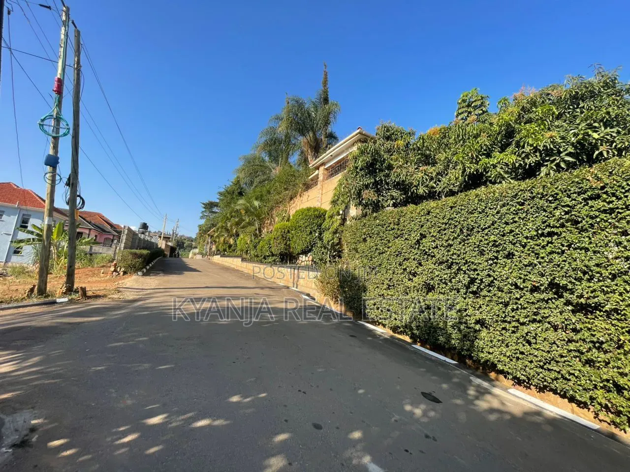 Land for Sale in Lubowa Size 50 Decimals.