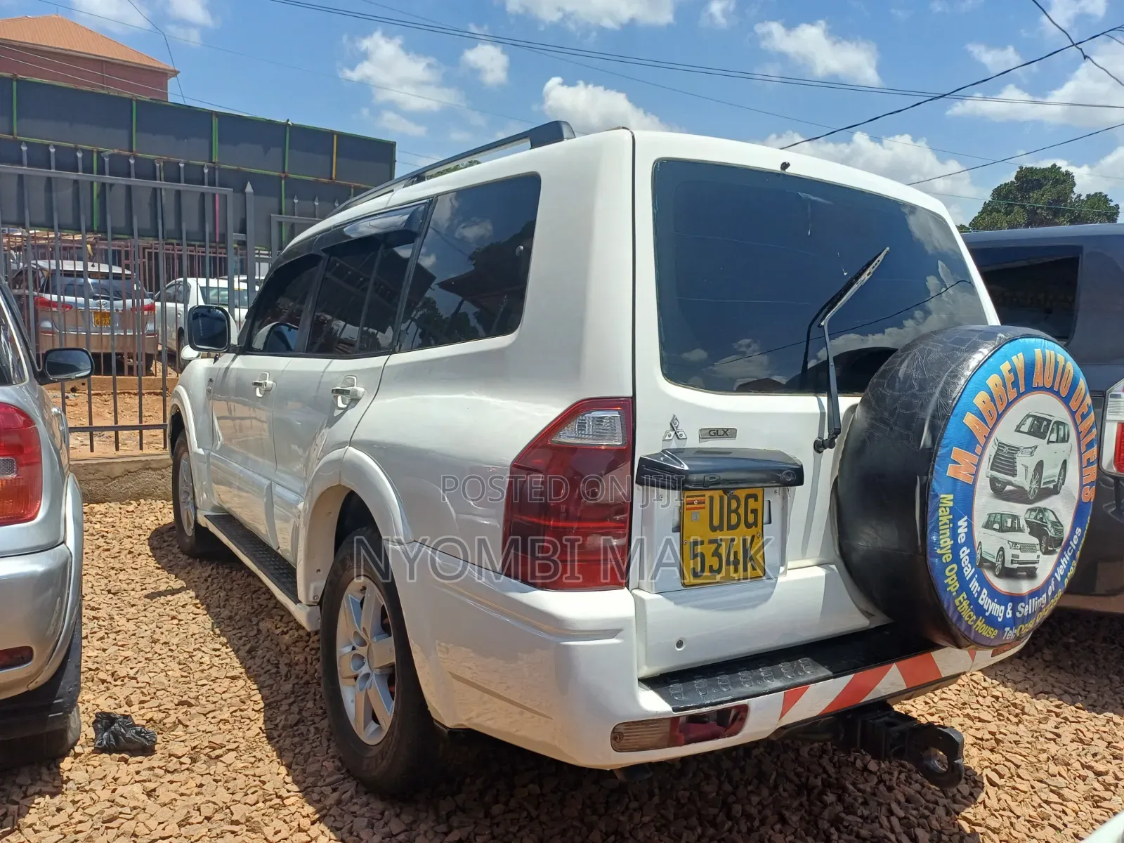 Mitsubishi Pajero 3.2 DI-D Avance 2005 White