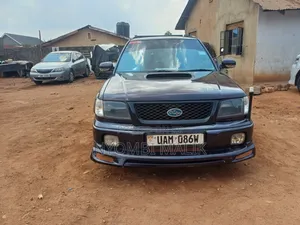 Subaru Forester 2.0 S 2000 Blue