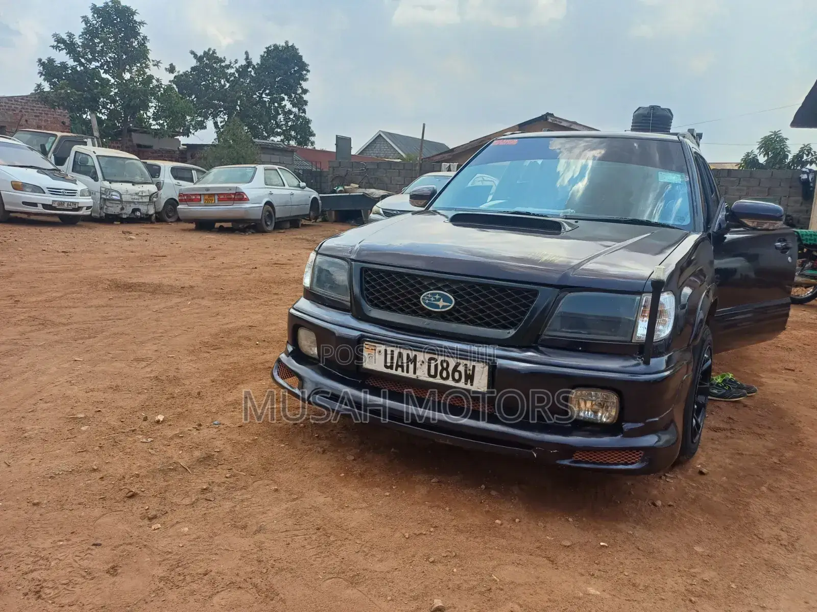 Subaru Forester 2.0 S 2000 Blue