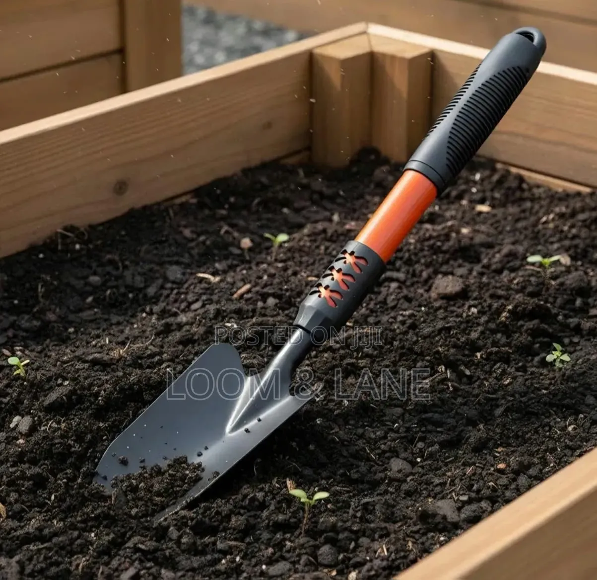 Heavy-Duty Garden Trowel